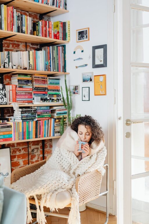 How to Create a Cozy Reading Corner at Home